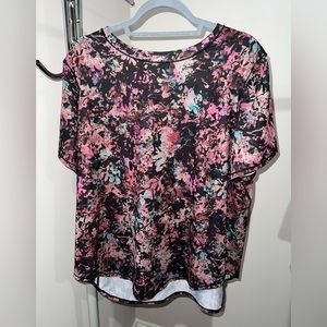 Lululemon High-Neck Running and Training T-Shirt size 16